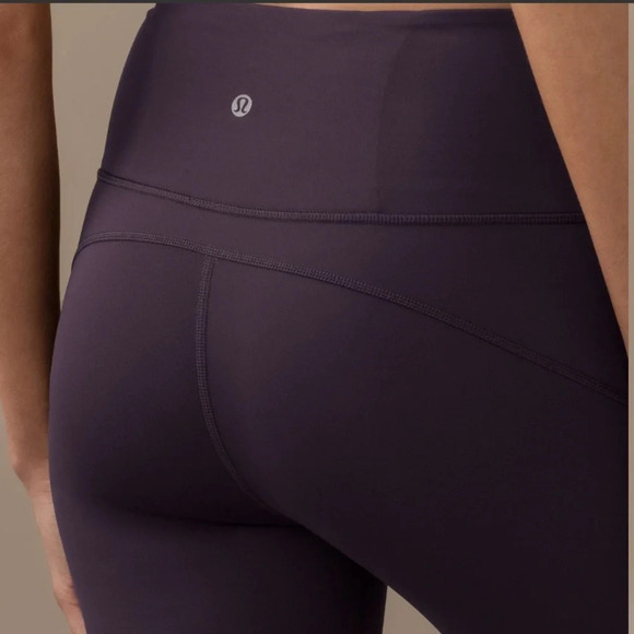 Lululemon | Anew Legging / Tight in Black Currant - Picture 6 of 13
